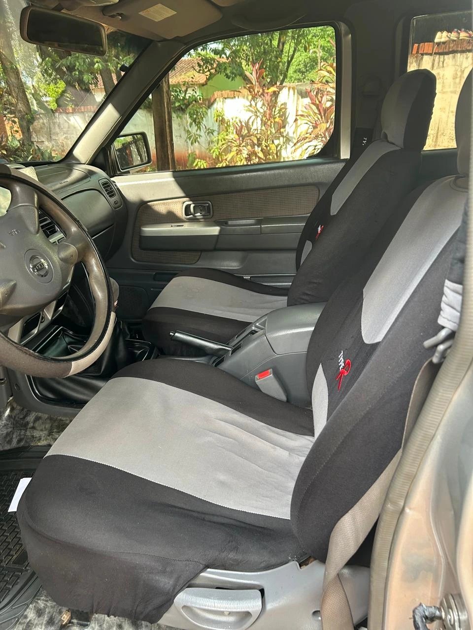 Nissan Frontier — foto 3
