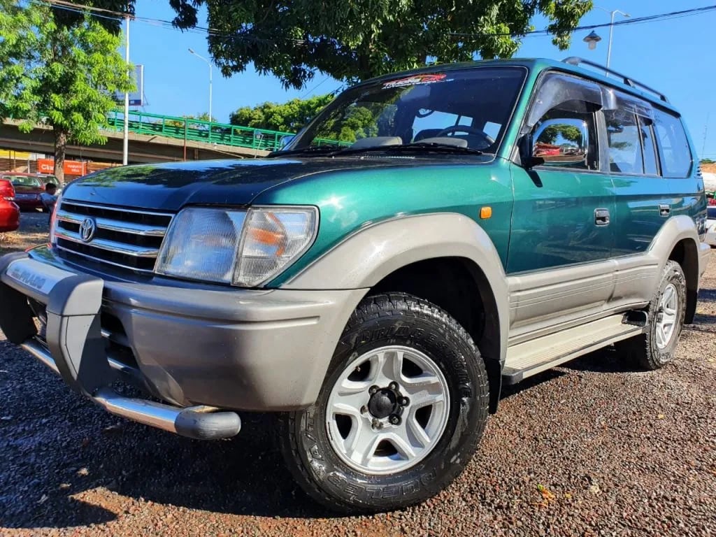 Toyota Land Cruiser Prado — foto 1