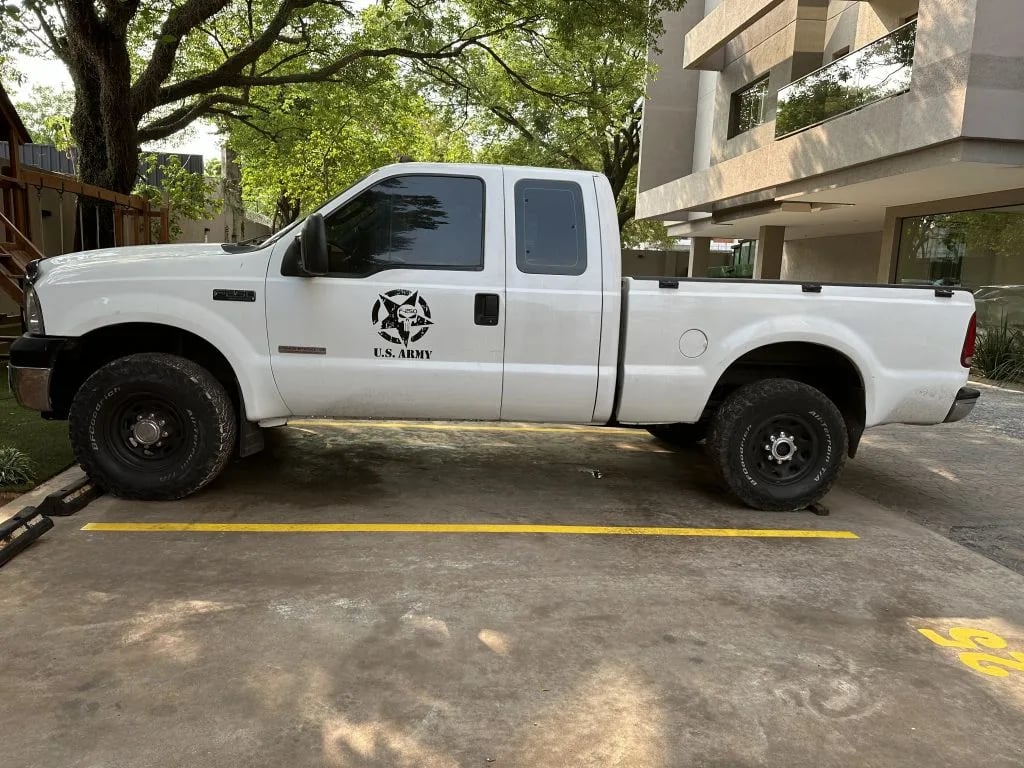 Ford F 250 — foto 3