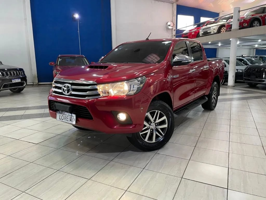 Toyota Hilux — foto 1