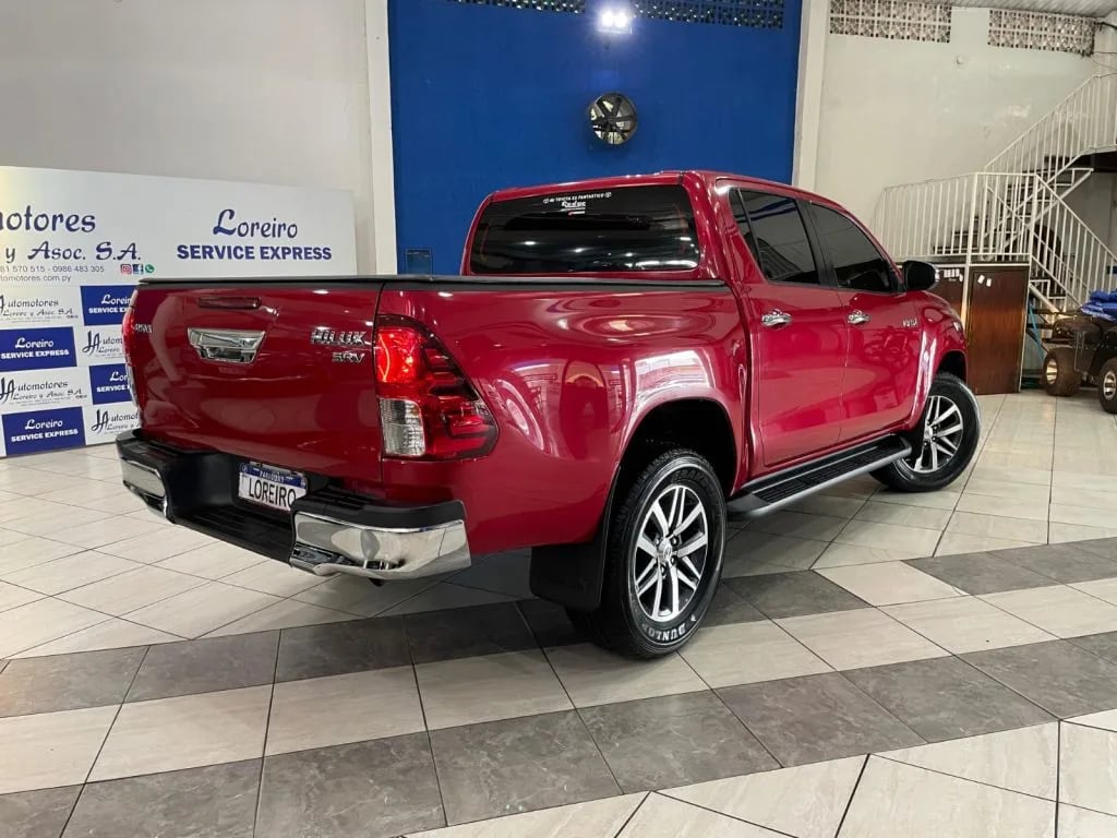 Toyota Hilux — foto 6