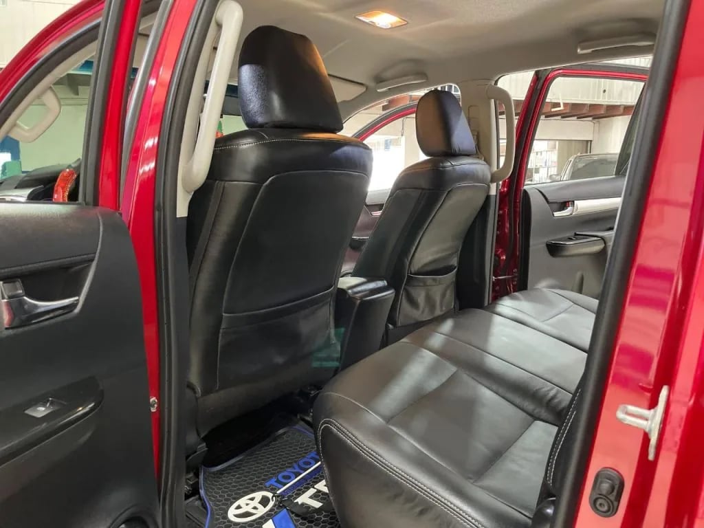 Toyota Hilux — foto 9
