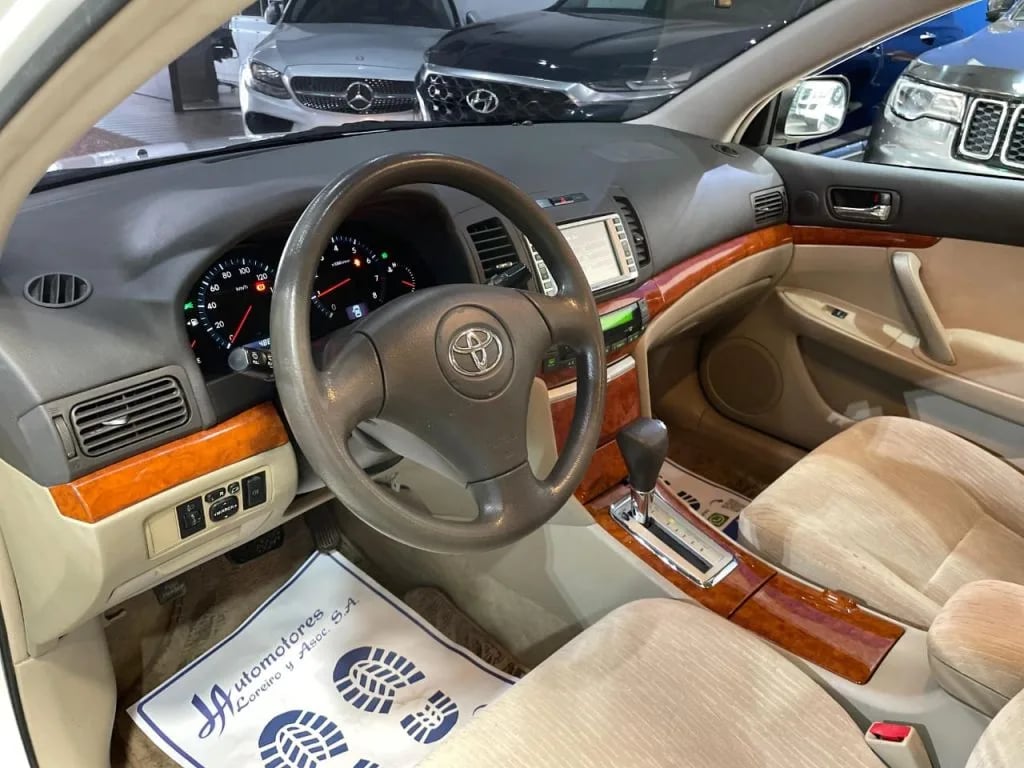 Toyota Premio — foto 5