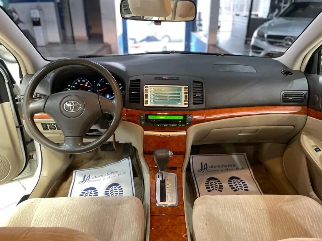 Toyota Premio — foto 7