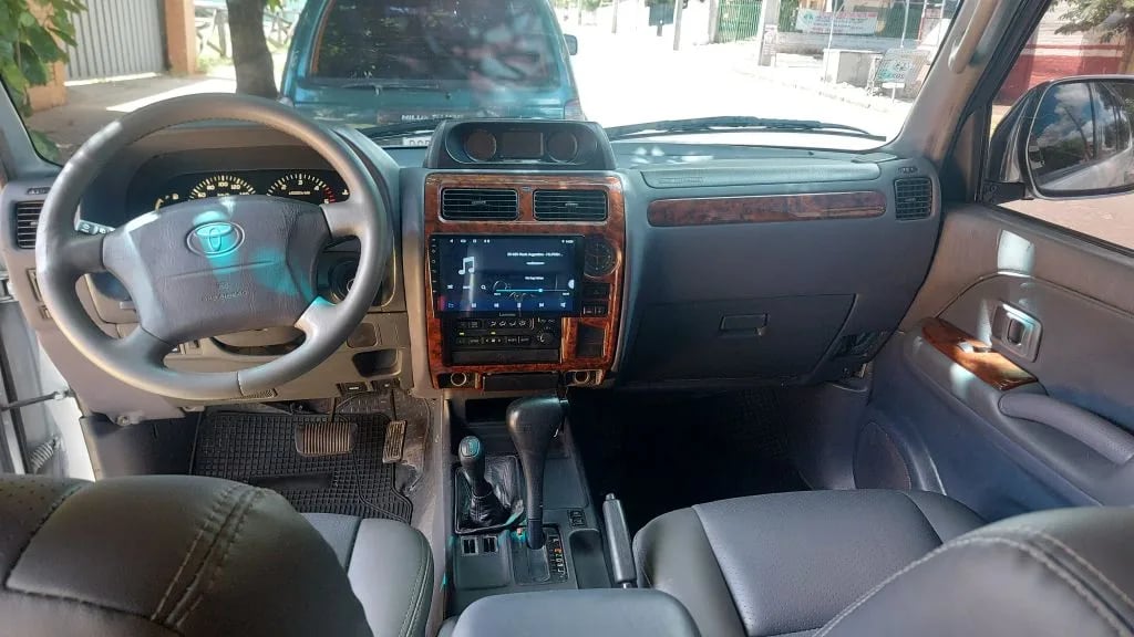 Toyota Land Cruiser Prado — foto 4