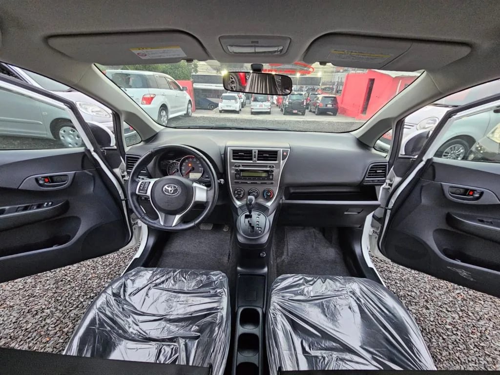 Toyota Ractis — foto 7