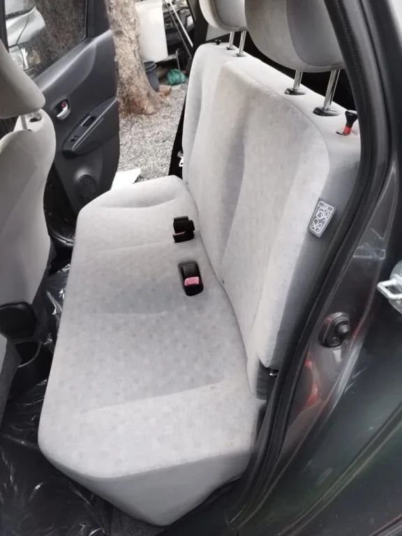 Toyota Vitz — foto 3