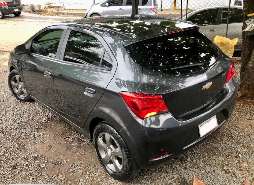 Chevrolet Onix — foto 2