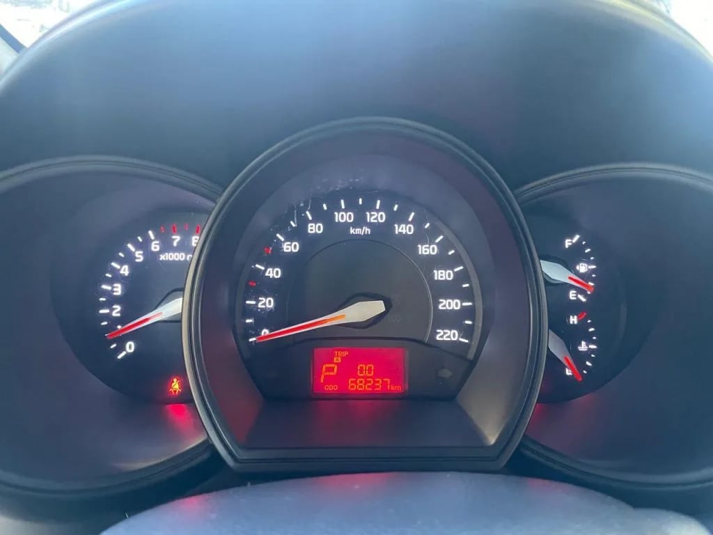 Kia Rio — foto 1