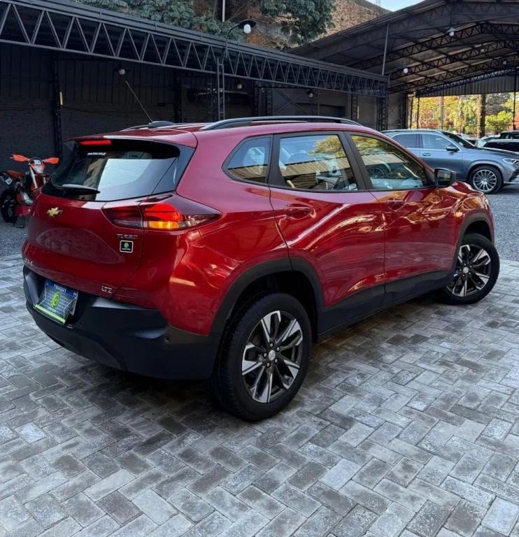 Chevrolet Tracker — foto 9