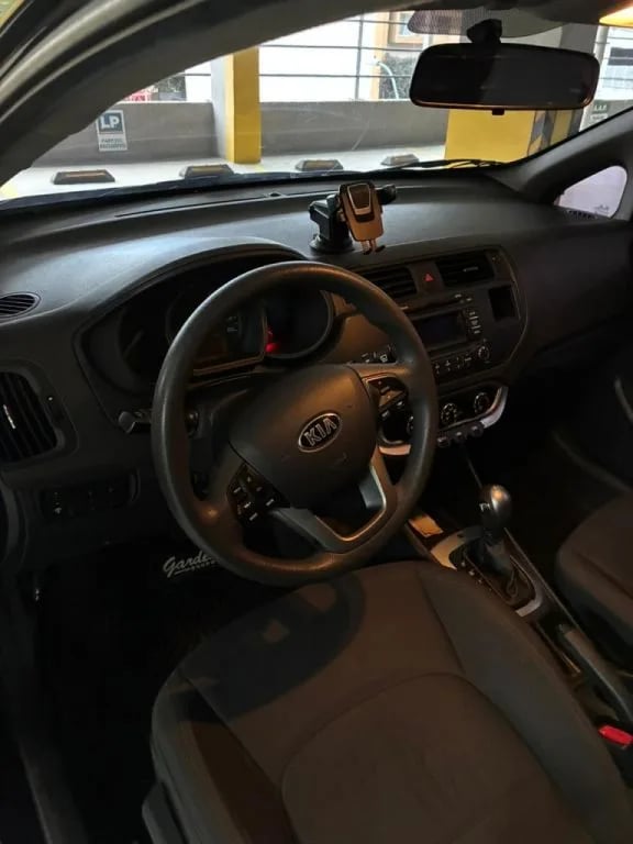 Kia Rio — foto 3