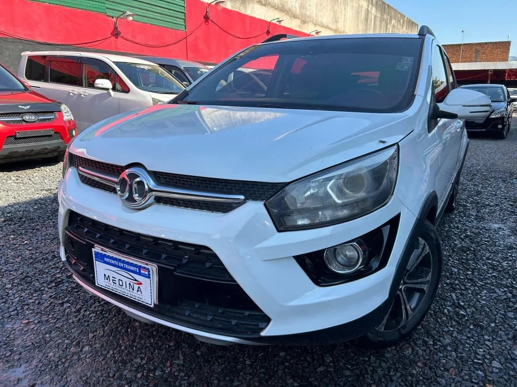 BAIC Senova X25 — foto 2