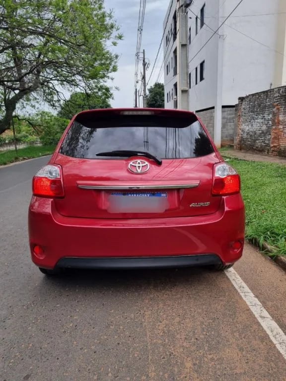 Toyota Auris — foto 9