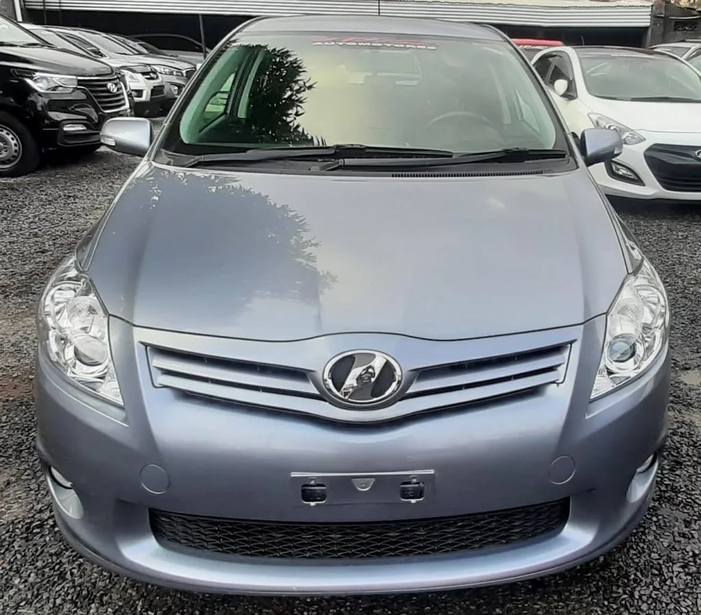 Toyota Auris — foto 4