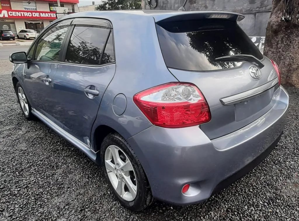 Toyota Auris — foto 5