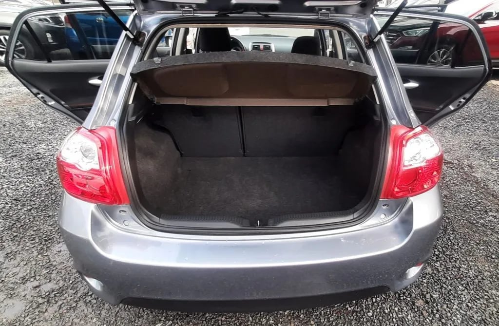 Toyota Auris — foto 8