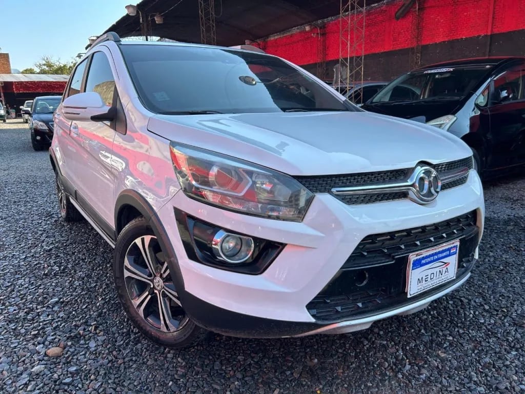 BAIC Senova X25 — foto 2