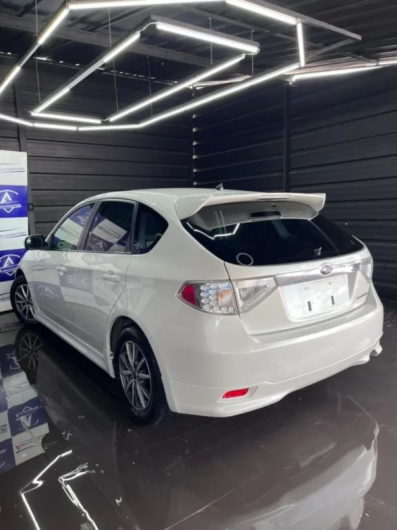 Subaru Impreza — foto 5