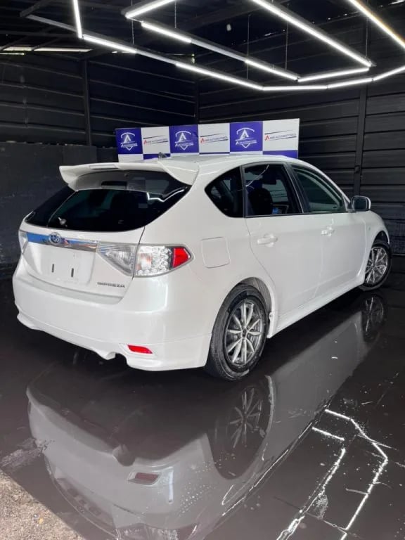 Subaru Impreza — foto 7