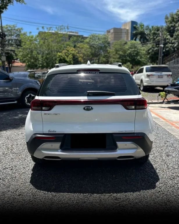 Kia Sonet — foto 1
