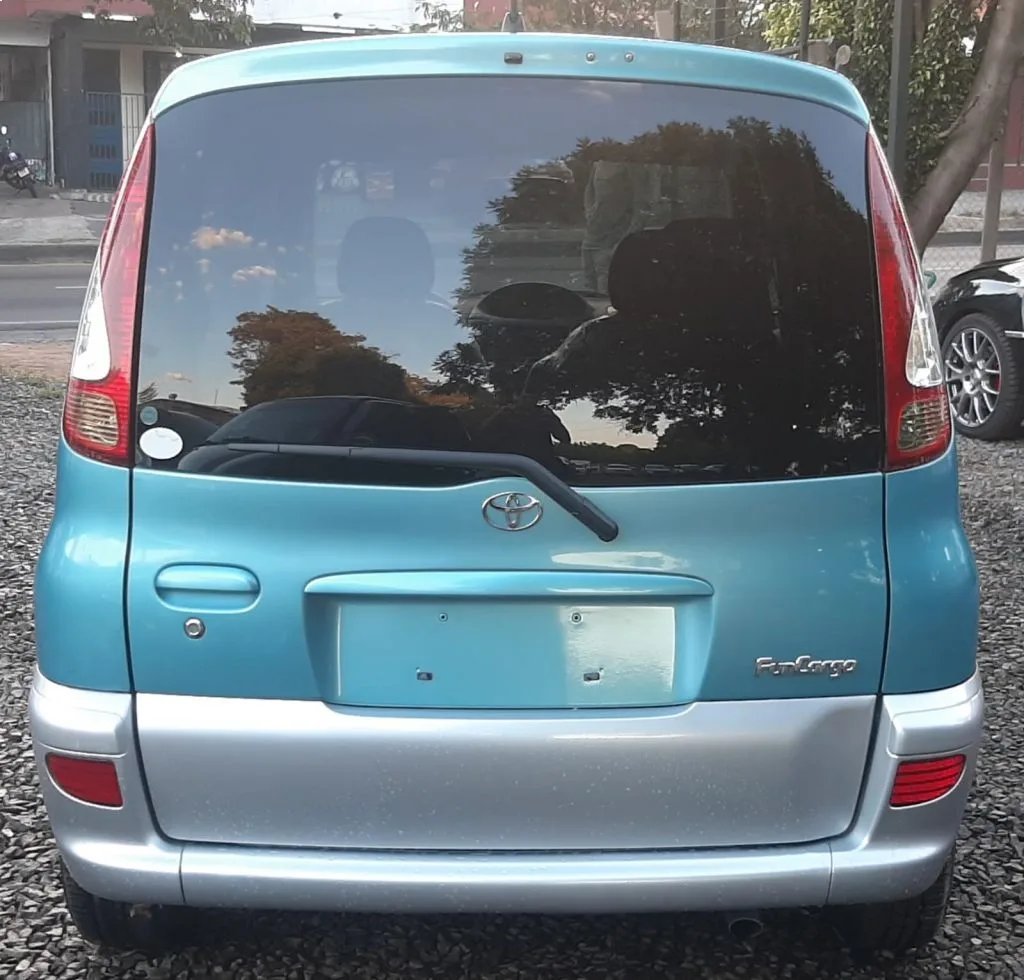 Toyota Funcargo — foto 9
