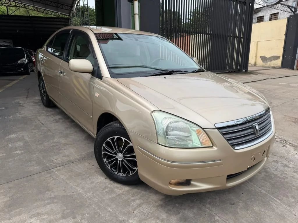 Toyota Premio — foto 2