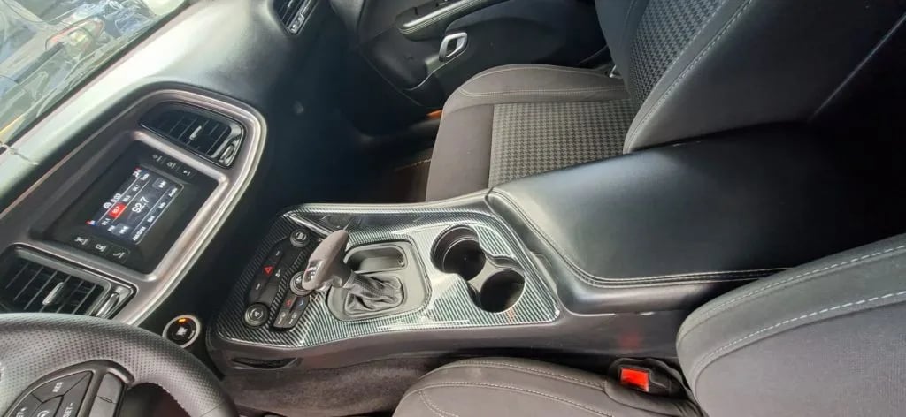 Dodge Challenger — foto 7