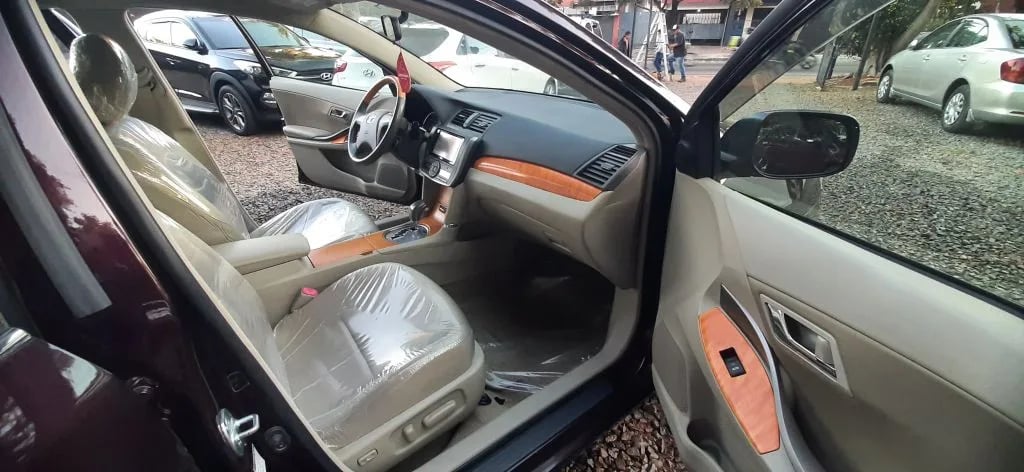 Toyota Premio — foto 8