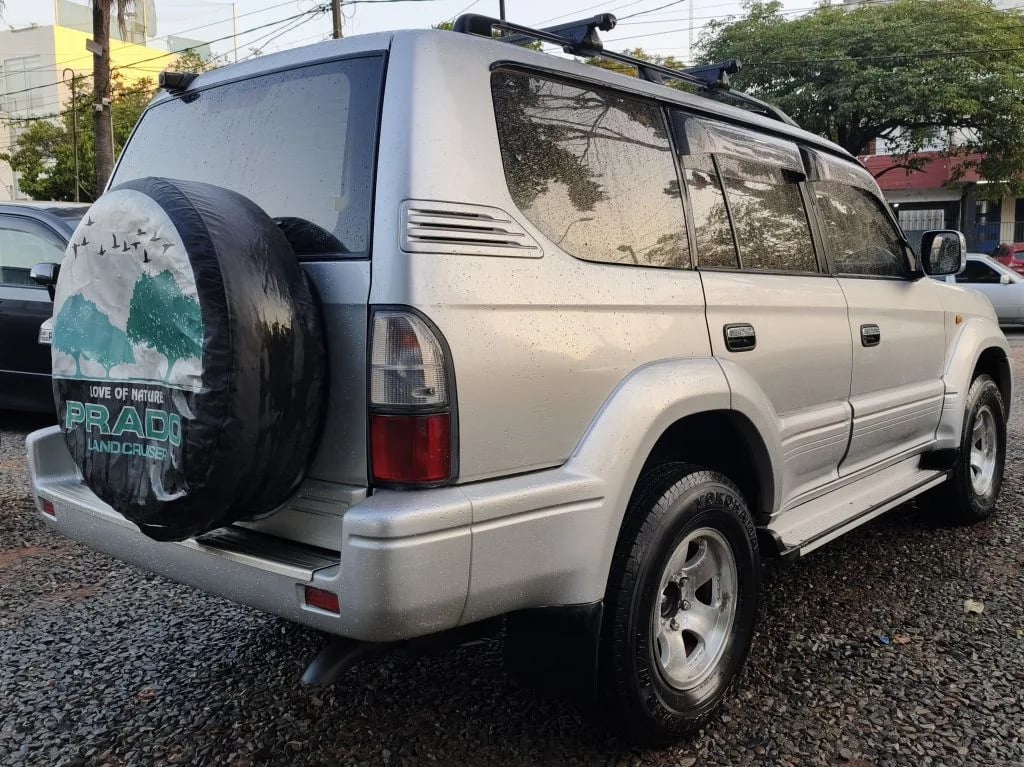 Toyota Land Cruiser Prado — foto 4