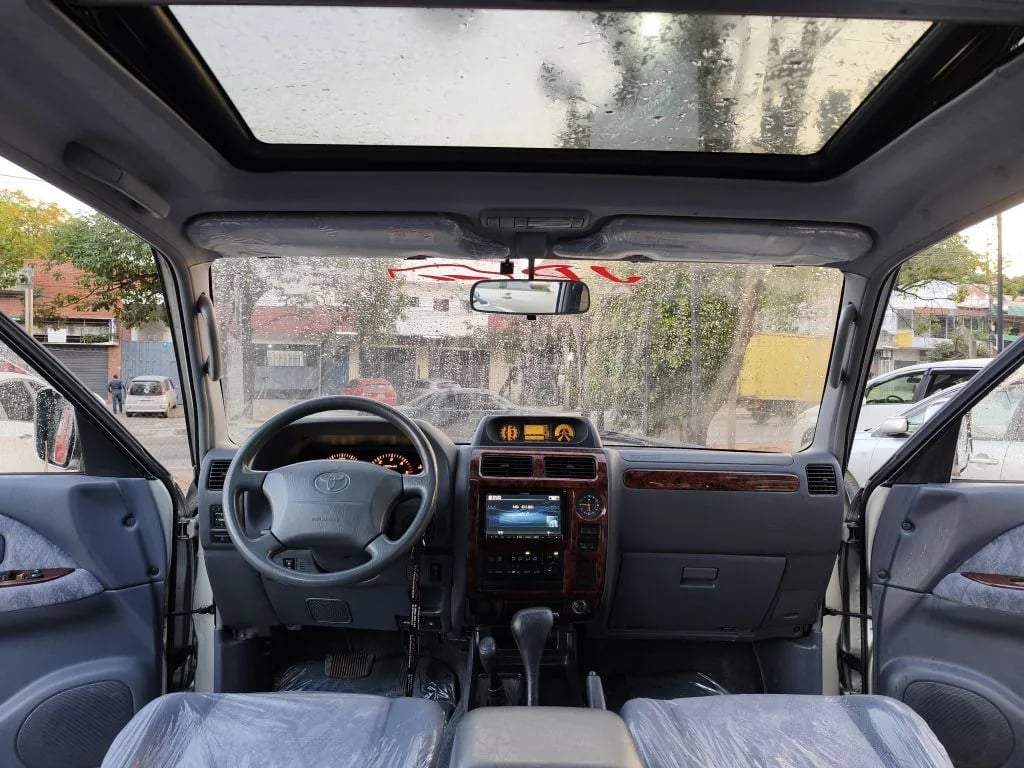 Toyota Land Cruiser Prado — foto 9