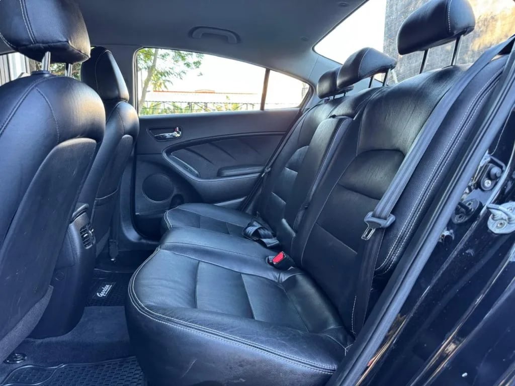 Kia Cerato — foto 2