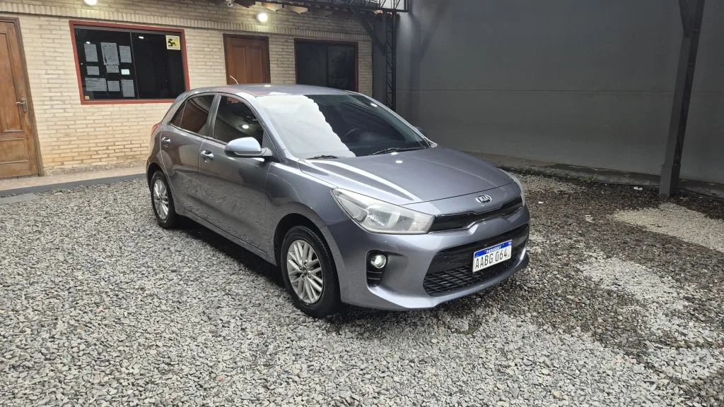 Kia Rio — foto 2