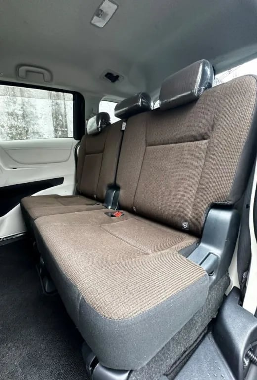 Toyota Sienta — foto 3