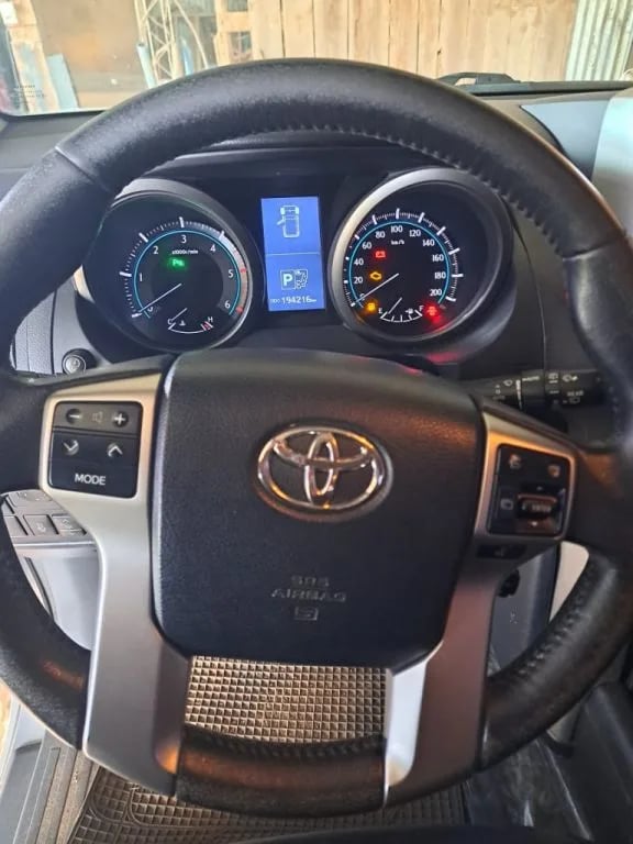Toyota Land Cruiser Prado — foto 6