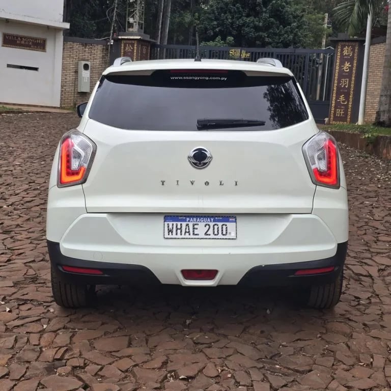 SsangYong Tivoli — foto 5
