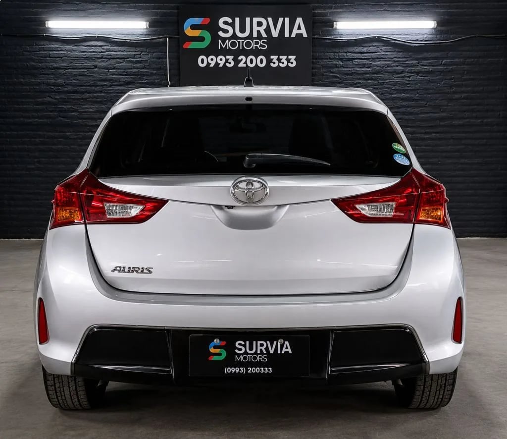Toyota Auris — foto 1