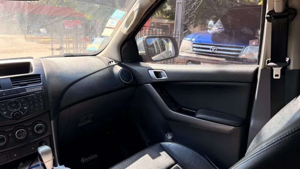 Mazda BT-50 — foto 5