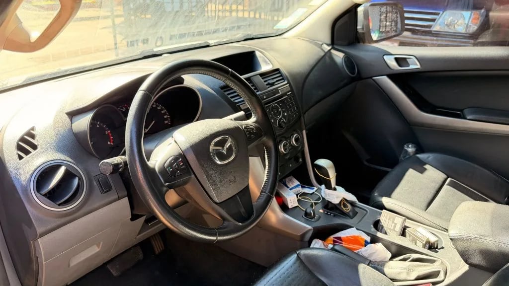 Mazda BT-50 — foto 7