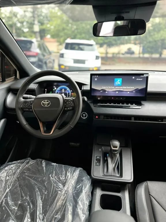 Toyota Corolla Cross — foto 9