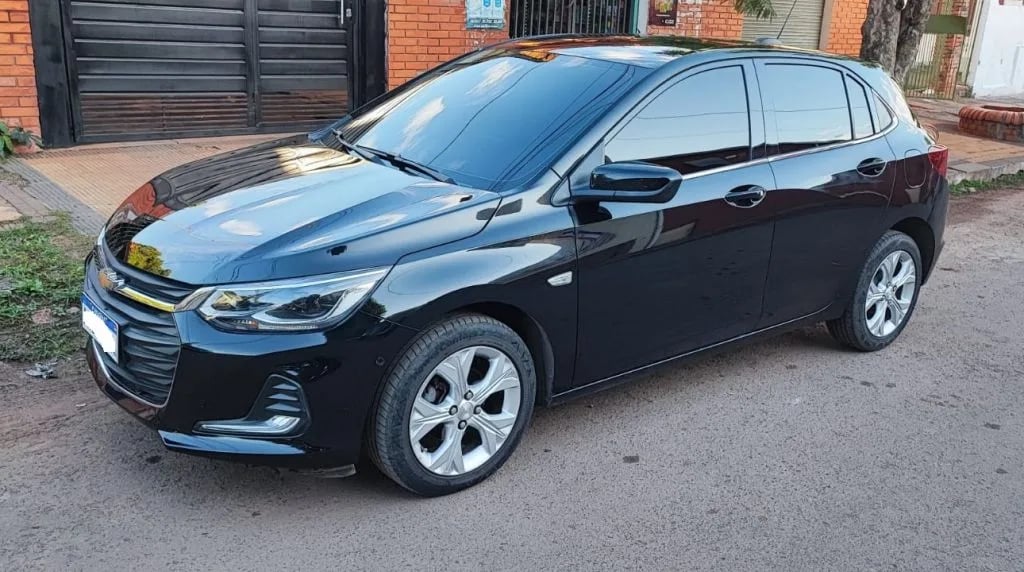 Chevrolet Onix — foto 1