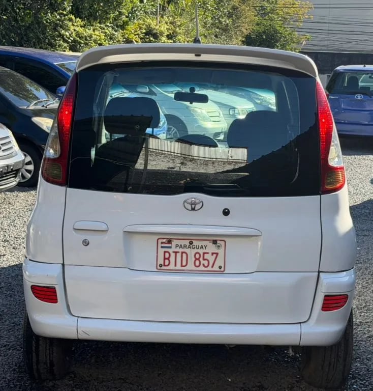 Toyota Funcargo — foto 5
