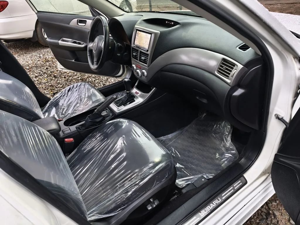 Subaru Impreza — foto 7