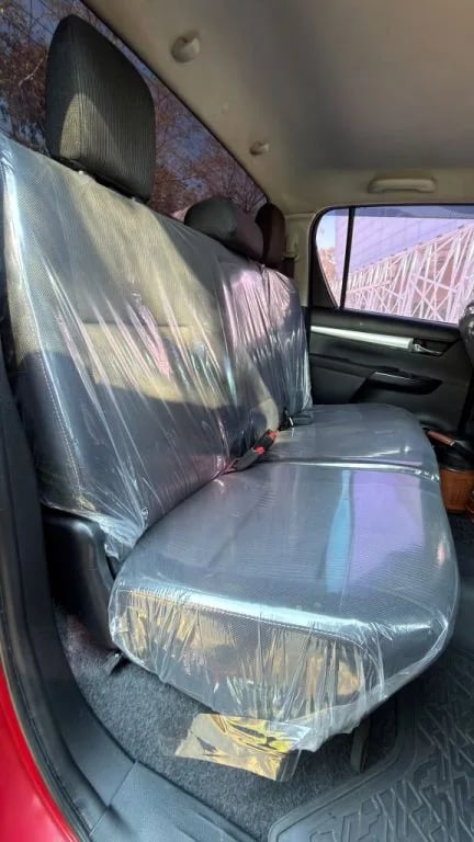 Toyota Hilux — foto 4