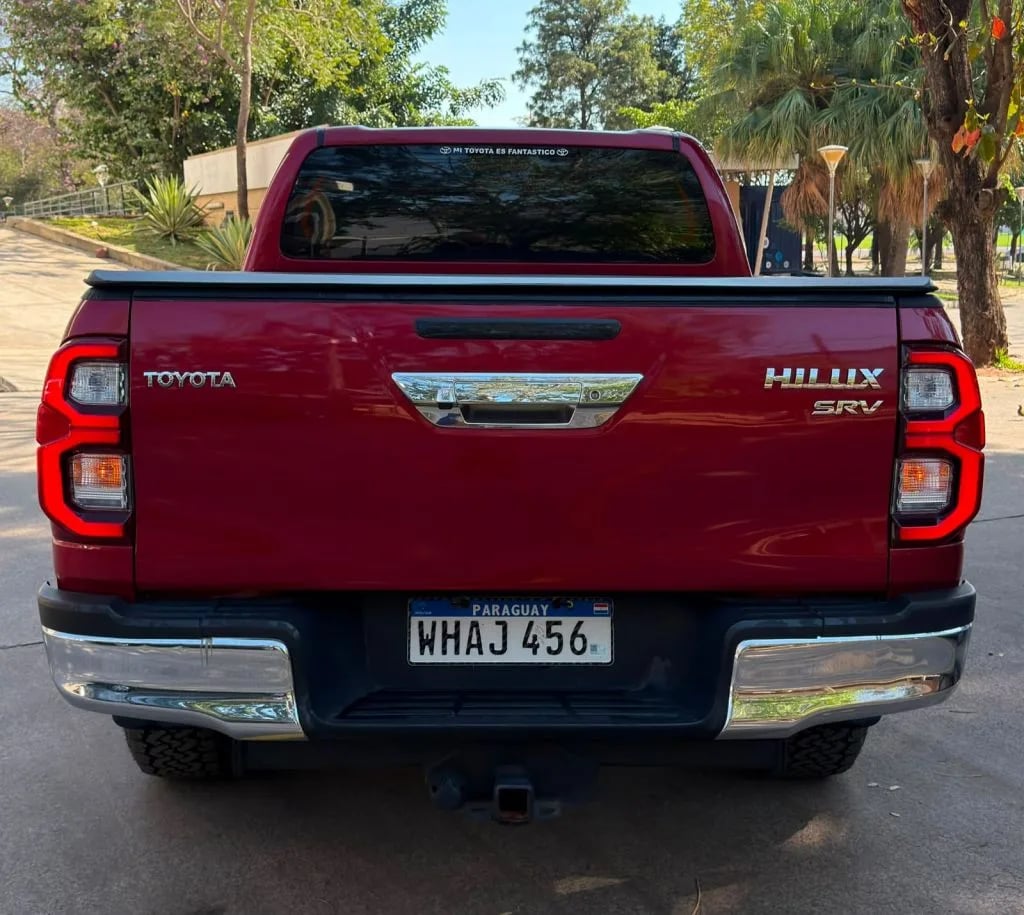Toyota Hilux — foto 8