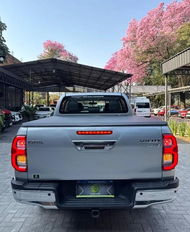 Toyota Hilux — foto 4