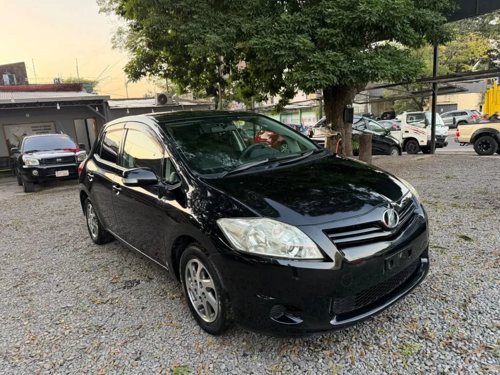 Toyota Auris — foto 3