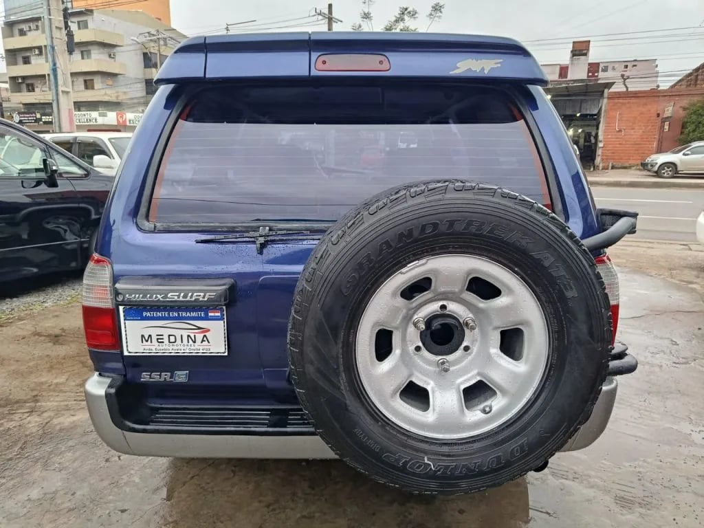 Toyota Hilux Surf — foto 6