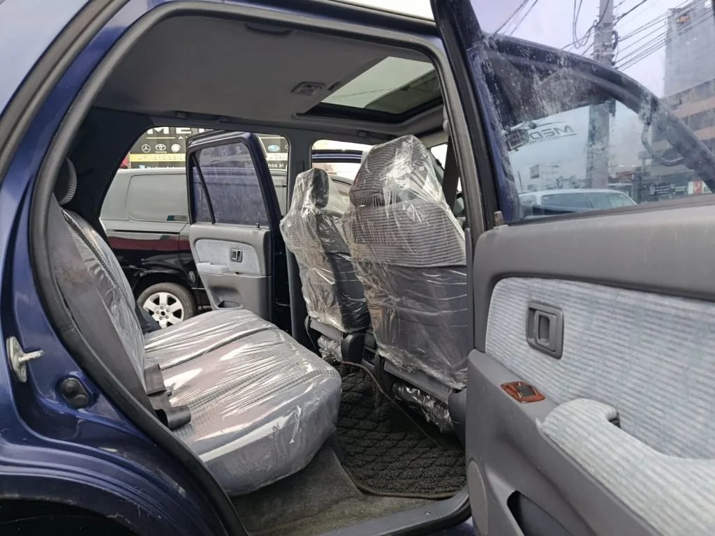 Toyota Hilux Surf — foto 8