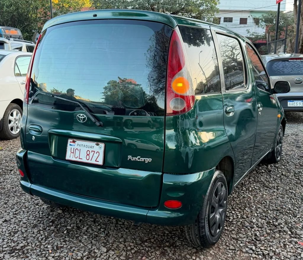 Toyota Funcargo — foto 4