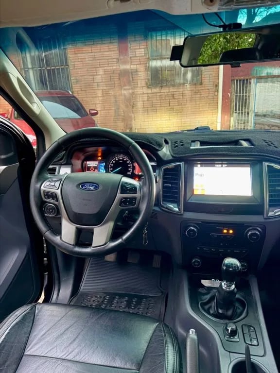 Ford Ranger — foto 7